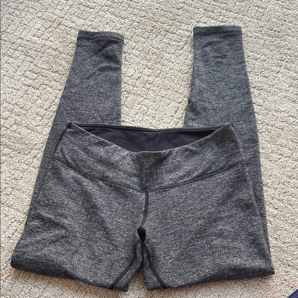 Lululemon Leggings size 10 herringbone